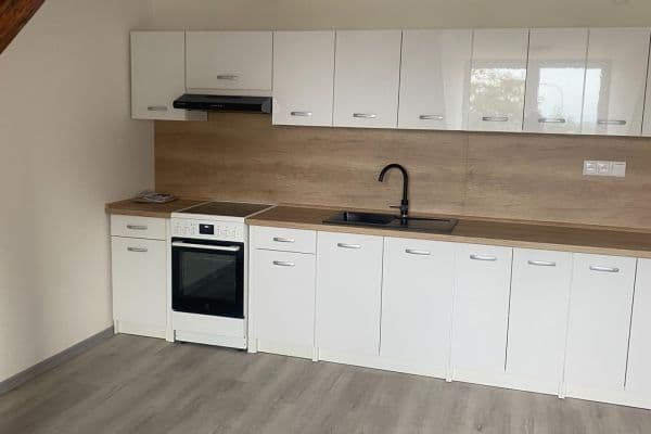 Pronájem bytu 2+kk 45 m², U Hřebčince, Písek, Jihočeský kraj Pronájem bytu 2+kk 45 m², U Hřebčince, Písek, Jihočeský kraj