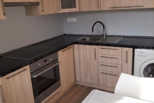Pronájem bytu 2+1 44 m², Trnkova, Olomouc Pronájem bytu 2+1 44 m², Trnkova, Olomouc