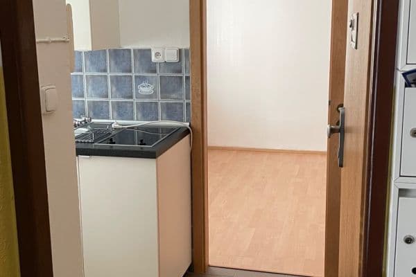 Pronájem bytu Garsoniéra 24 m², Ostrovského, Praha Pronájem bytu Garsoniéra 24 m², Ostrovského, Praha
