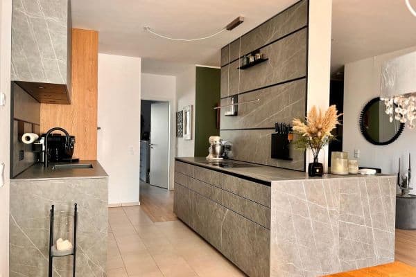 Prodej bytu 3+1 85 m², Berlin, Berlín Prodej bytu 3+1 85 m², Berlin, Berlín
