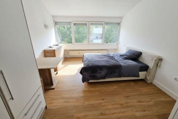 Pronájem bytu 1+1 24 m², Nürnberg, Bavorsko Pronájem bytu 1+1 24 m², Nürnberg, Bavorsko