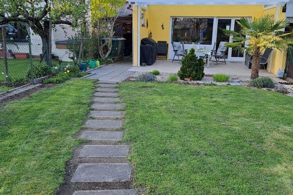 Prodej domu 120 m², pozemek 363 m², Ölbronn-Dürrn Prodej domu 120 m², pozemek 363 m², Ölbronn-Dürrn