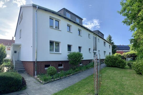 Pronájem bytu 4+1 135 m², Am Bohrturm 20, Schöningen Pronájem bytu 4+1 135 m², Am Bohrturm 20, Schöningen