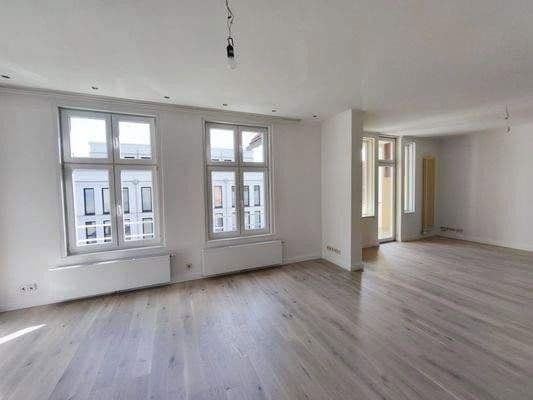 Pronájem bytu 3+1 106 m², Neuer Weg 4, Berlin Pronájem bytu 3+1 106 m², Neuer Weg 4, Berlin