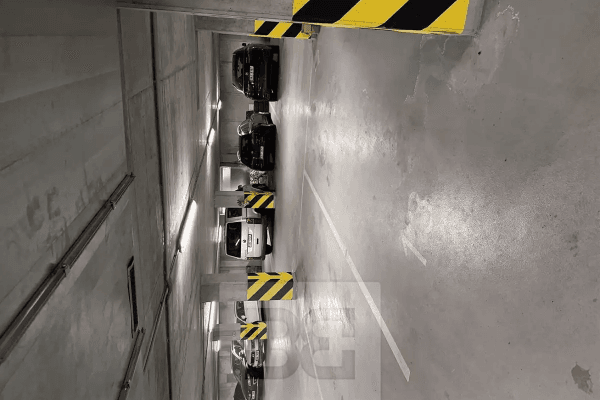 Pronájem garáže 33 m², Štítného, Praha Pronájem garáže 33 m², Štítného, Praha
