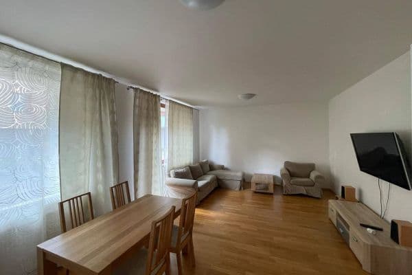 Prodej bytu 2+kk 58 m², Pod Dvorem, Praha Prodej bytu 2+kk 58 m², Pod Dvorem, Praha