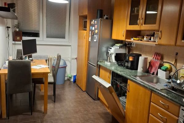 Pronájem bytu 2+1 65 m², Merhautova, Brno Pronájem bytu 2+1 65 m², Merhautova, Brno