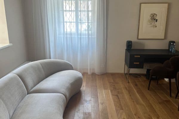 Pronájem kanceláře 25 m², Nový Svět, Praha Pronájem kanceláře 25 m², Nový Svět, Praha