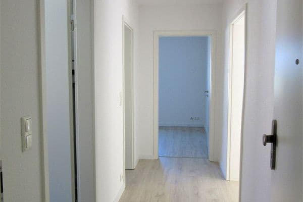 Pronájem bytu 2+1 64 m², Eisnerstraße 12, Magdeburg Pronájem bytu 2+1 64 m², Eisnerstraße 12, Magdeburg