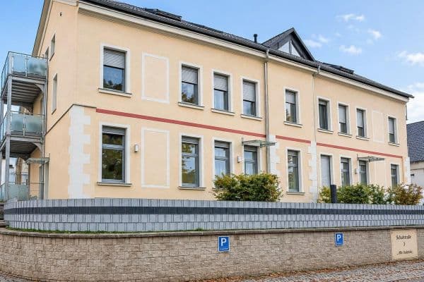 Pronájem bytu 2+1 70 m², Schulstraße 3, Langenbernsdorf Pronájem bytu 2+1 70 m², Schulstraße 3, Langenbernsdorf