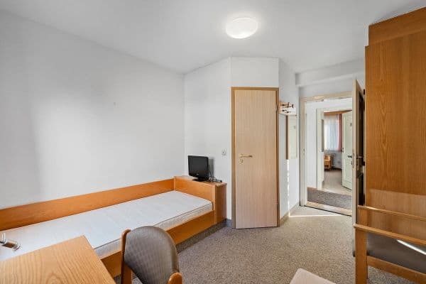 Pronájem bytu 1+1 12 m², Aidenbachstr.122, München, Bavorsko Pronájem bytu 1+1 12 m², Aidenbachstr.122, München, Bavorsko