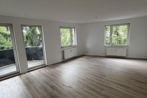 Pronájem bytu 3+1 79 m², Wuppertal, Severní Porýní-Vestfálsko Pronájem bytu 3+1 79 m², Wuppertal, Severní Porýní-Vestfálsko