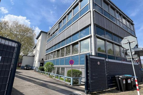 Pronájem kanceláře 600 m², Magdeburgerstrasse 37, Gelsenkirchen Pronájem kanceláře 600 m², Magdeburgerstrasse 37, Gelsenkirchen