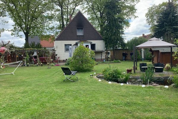 Pronájem domu 120 m², pozemek 1.128 m², Jahnstrasse 84, Schulzendorf Pronájem domu 120 m², pozemek 1.128 m², Jahnstrasse 84, Schulzendorf