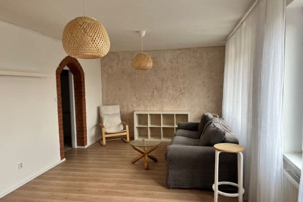 Pronájem bytu 2+1 60 m², Pod Hájem, Beroun Pronájem bytu 2+1 60 m², Pod Hájem, Beroun