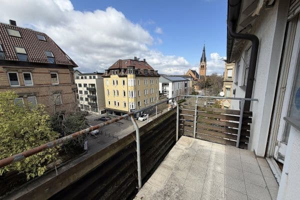 Pronájem bytu 4+1 94 m², Stuttgart, Bádensko-Württembersko Pronájem bytu 4+1 94 m², Stuttgart, Bádensko-Württembersko
