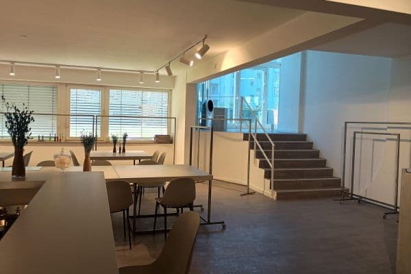 Pronájem kanceláře 106 m², Düsseldorf, Severní Porýní-Vestfálsko Pronájem kanceláře 106 m², Düsseldorf, Severní Porýní-Vestfálsko