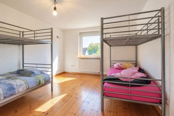 Pronájem domu 135 m², pozemek 1.000 m², Rißstraße 41, Ehingen (Donau), Bádensko-Württembersko Pronájem domu 135 m², pozemek 1.000 m², Rißstraße 41, Ehingen (Donau), Bádensko-Württembersko