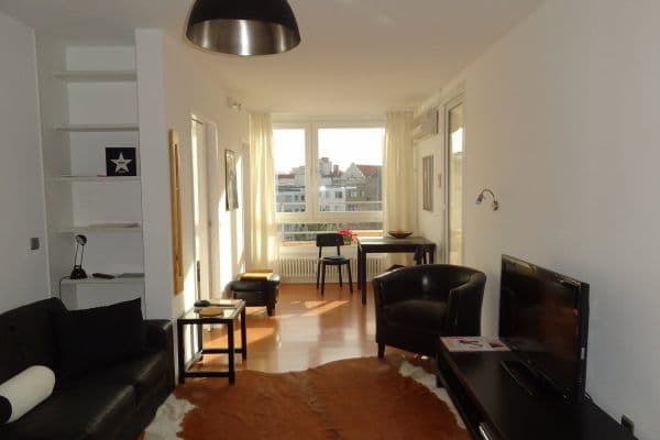 Pronájem bytu 2+1 48 m², Budapesterstr. 7/9, Berlin OT Tiergarten, Berlín Pronájem bytu 2+1 48 m², Budapesterstr. 7/9, Berlin OT Tiergarten, Berlín