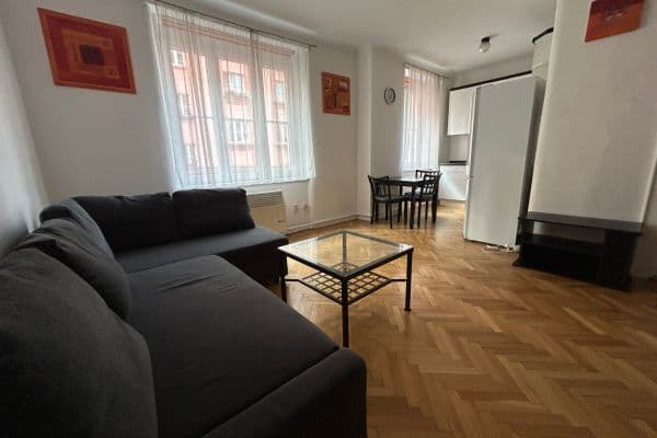 Pronájem bytu 2+kk 60 m², U Průhonu, Praha Pronájem bytu 2+kk 60 m², U Průhonu, Praha