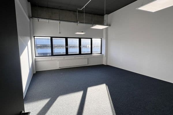 Pronájem kanceláře 301 m², Schönefeld Pronájem kanceláře 301 m², Schönefeld