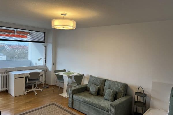 Pronájem bytu 1+1 32 m², HauzenbergerStr 20, München, Bavorsko Pronájem bytu 1+1 32 m², HauzenbergerStr 20, München, Bavorsko
