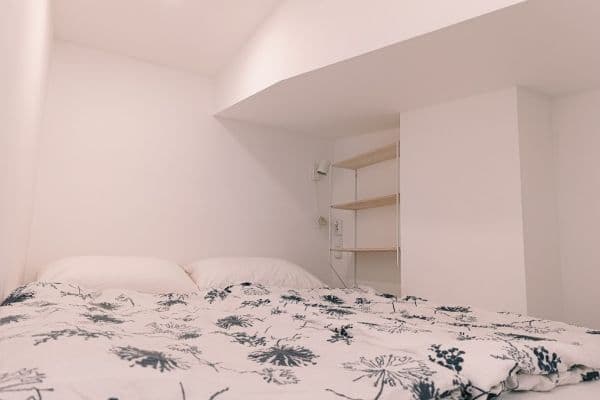 Pronájem bytu 1+kk 16 m², Benátská, Praha Pronájem bytu 1+kk 16 m², Benátská, Praha