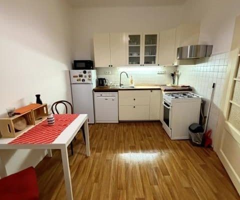 Pronájem bytu 1+1 36 m², U Uranie, Praha Pronájem bytu 1+1 36 m², U Uranie, Praha