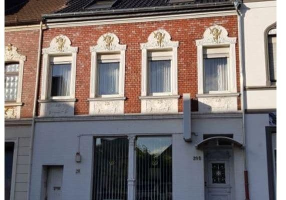Pronájem bytu 3+1 93 m², Moerser Straße 298, Duisburg, Severní Porýní-Vestfálsko Pronájem bytu 3+1 93 m², Moerser Straße 298, Duisburg, Severní Porýní-Vestfálsko