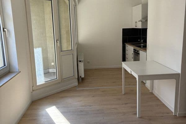 Pronájem bytu 1+1 38 m², Marstall 2, Braunschweig Pronájem bytu 1+1 38 m², Marstall 2, Braunschweig