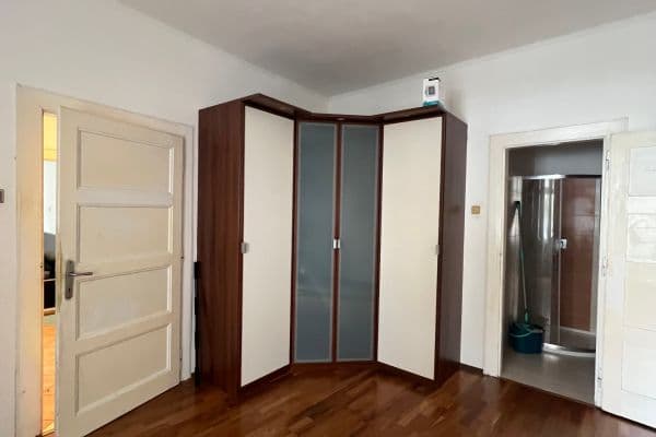 Pronájem bytu 2+1 37 m², Jaurisova, Praha Pronájem bytu 2+1 37 m², Jaurisova, Praha