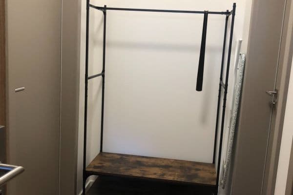 Pronájem bytu Garsoniéra 34 m², Bělohorská, Praha Pronájem bytu Garsoniéra 34 m², Bělohorská, Praha