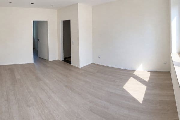 Pronájem bytu 3+1 75 m², Hagener Straße 141, Schwerte Pronájem bytu 3+1 75 m², Hagener Straße 141, Schwerte