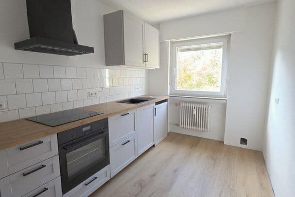 Pronájem bytu 3+1 71 m², Karlsruhe, Bádensko-Württembersko Pronájem bytu 3+1 71 m², Karlsruhe, Bádensko-Württembersko