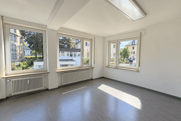 Pronájem bytu 5+1 150 m², Herdweg 35, Stuttgart, Bádensko-Württembersko Pronájem bytu 5+1 150 m², Herdweg 35, Stuttgart, Bádensko-Württembersko