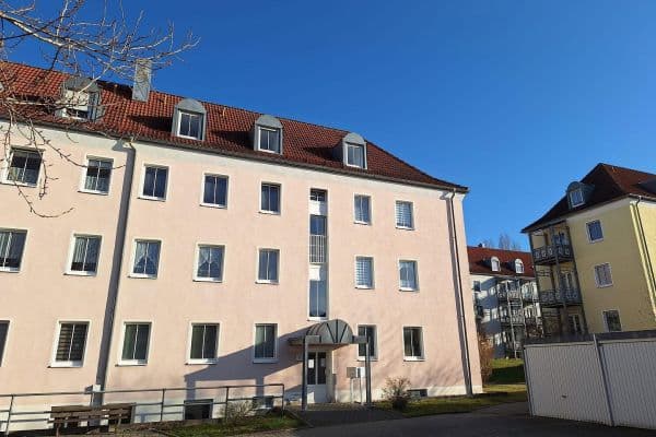 Pronájem bytu 2+1 47 m², Walter-Schade-Str. 11, Weißenfels Pronájem bytu 2+1 47 m², Walter-Schade-Str. 11, Weißenfels