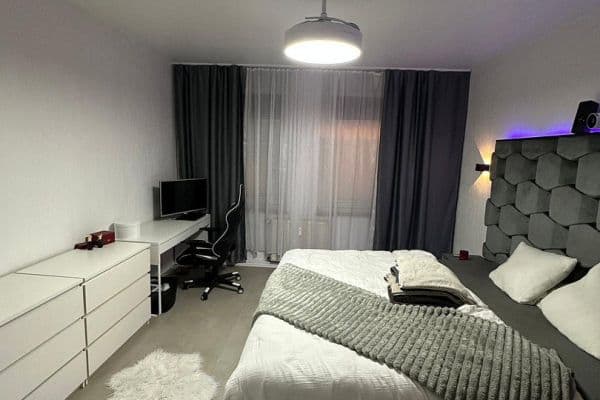 Pronájem bytu 2+1 43 m², Essen Pronájem bytu 2+1 43 m², Essen