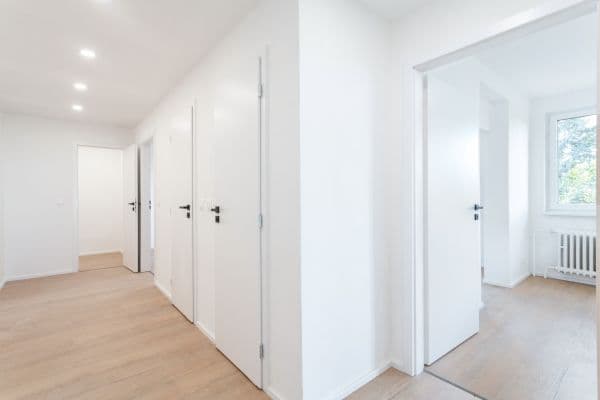 Prodej bytu 3+1 70 m², Božkovská, Praha Prodej bytu 3+1 70 m², Božkovská, Praha