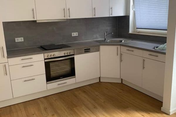 Pronájem bytu 2+1 60 m², Fischertal, Wuppertal Pronájem bytu 2+1 60 m², Fischertal, Wuppertal