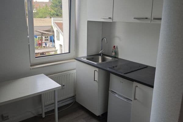 Pronájem bytu 1+1 14 m², Karlsruhe, Bádensko-Württembersko Pronájem bytu 1+1 14 m², Karlsruhe, Bádensko-Württembersko