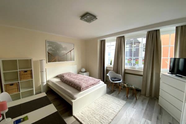 Pronájem bytu 1+1 27 m², Gerresheimer Straße 122, Düsseldorf, Severní Porýní-Vestfálsko Pronájem bytu 1+1 27 m², Gerresheimer Straße 122, Düsseldorf, Severní Porýní-Vestfálsko