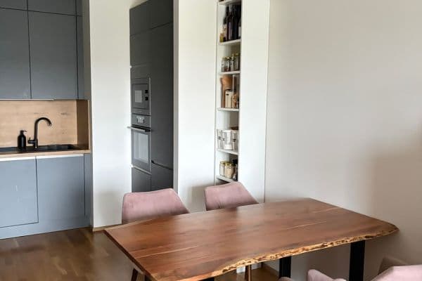 Pronájem bytu 2+kk 56 m², Mezi vodami, Praha Pronájem bytu 2+kk 56 m², Mezi vodami, Praha
