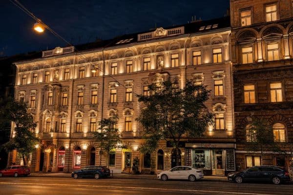 Pronájem bytu 4+1 138 m², Ječná, Praha Pronájem bytu 4+1 138 m², Ječná, Praha