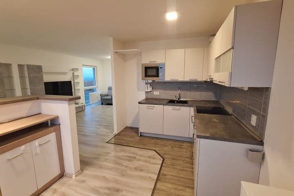 Pronájem bytu 3+kk 70 m², Frýdlantská, Praha Pronájem bytu 3+kk 70 m², Frýdlantská, Praha