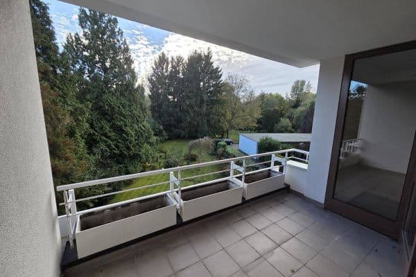 Pronájem bytu 2+1 61 m², Vennstraße 66, Düsseldorf, Severní Porýní-Vestfálsko Pronájem bytu 2+1 61 m², Vennstraße 66, Düsseldorf, Severní Porýní-Vestfálsko