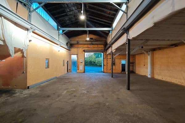 Pronájem nebytového prostoru 420 m², Reinshagener Str., Remscheid, Severní Porýní-Vestfálsko Pronájem nebytového prostoru 420 m², Reinshagener Str., Remscheid, Severní Porýní-Vestfálsko