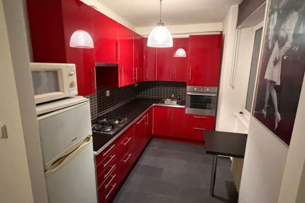 Pronájem bytu 2+kk 55 m², Podolská, Praha Pronájem bytu 2+kk 55 m², Podolská, Praha