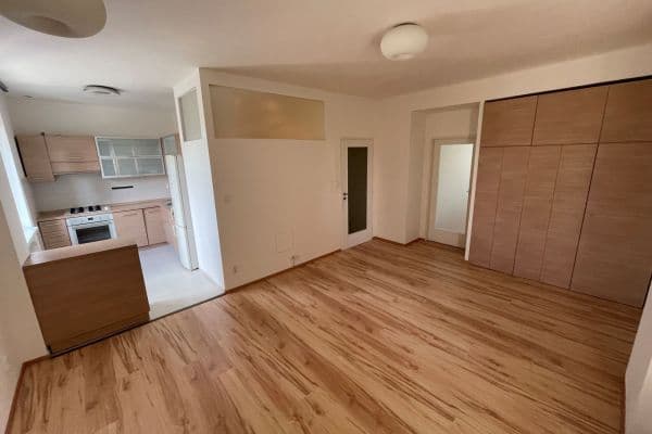 Pronájem bytu 2+kk 55 m², Tejnická, Pronájem bytu 2+kk 55 m², Tejnická,