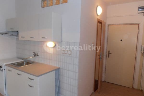 Pronájem bytu 1+1 38 m², Březenecká, Chomutov Pronájem bytu 1+1 38 m², Březenecká, Chomutov