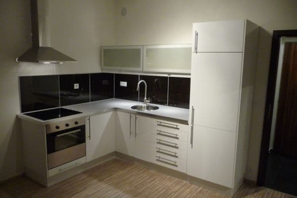 Pronájem bytu 2+kk 41 m², Bedřicha Smetany, České Budějovice, Jihočeský kraj Pronájem bytu 2+kk 41 m², Bedřicha Smetany, České Budějovice, Jihočeský kraj